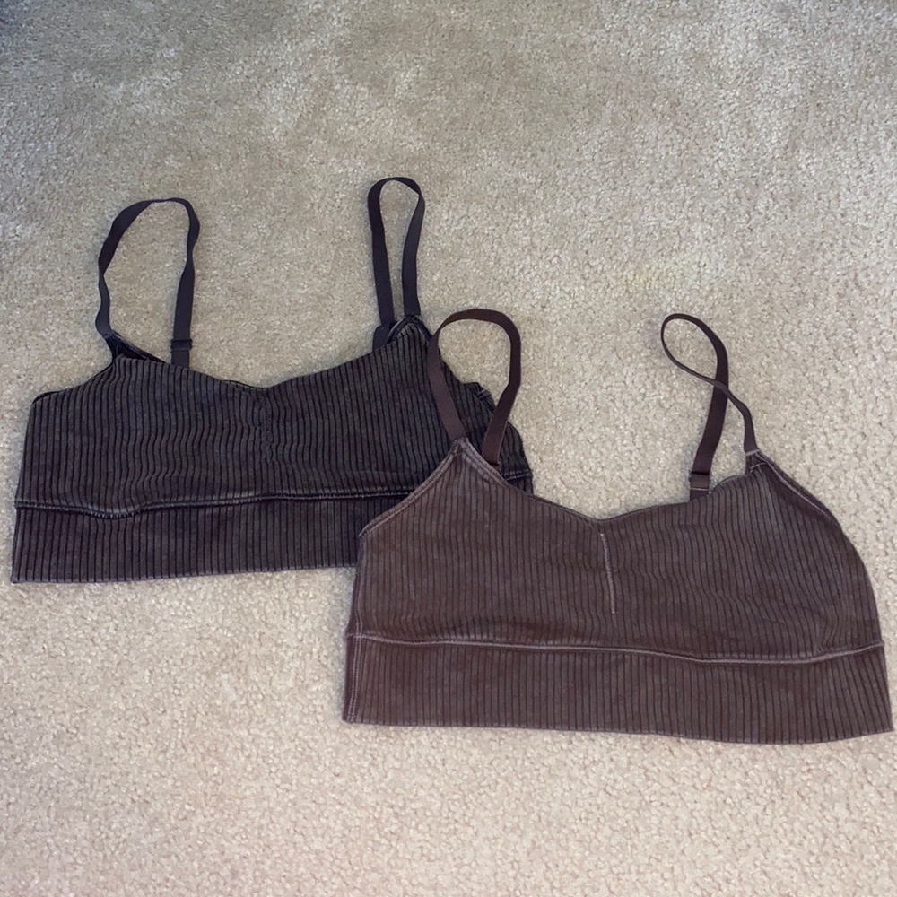 2 aerie sports bras